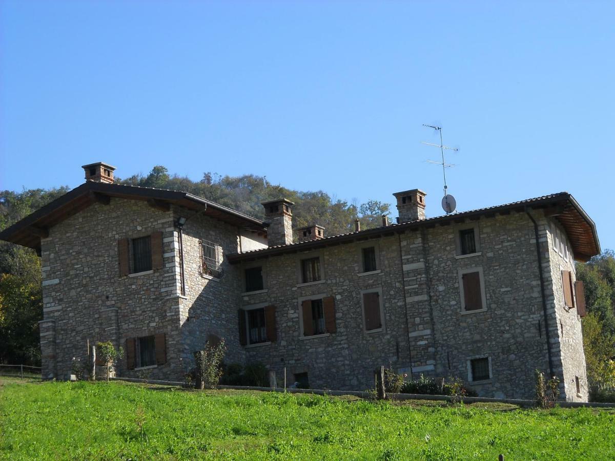 مبيت وإفطار Concesio Cascina Valsorda المظهر الخارجي الصورة