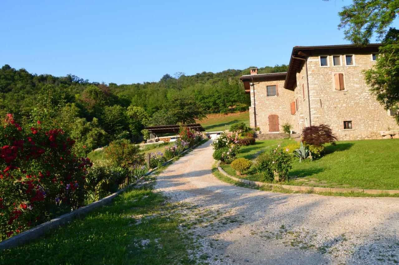 مبيت وإفطار Concesio Cascina Valsorda المظهر الخارجي الصورة